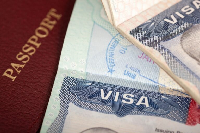 Details and Price of a Two-Year Employment Visa in Dubai 2025